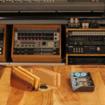 UAD-Volt_Wood-Tilt_2026g