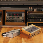 UAD-Volt_Wood-Tilt_PSU_2026e