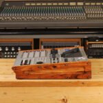 04_Roland_MV-8800_Wood-Panels